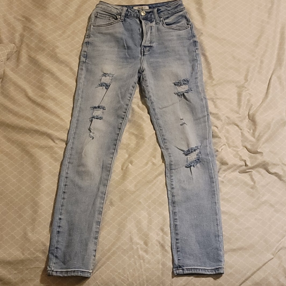 Women's Forever 21 button fly ripped jeans